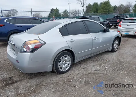 2010 Nissan Altima 2.5 S из США, поврежденный, VIN 1N4AL2AP4AN562853